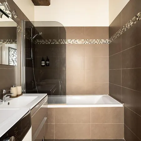 Charming 2br 6p St-germain-des-prés Apartamento París